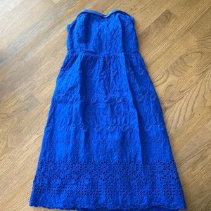 Blue sleeveless dress
